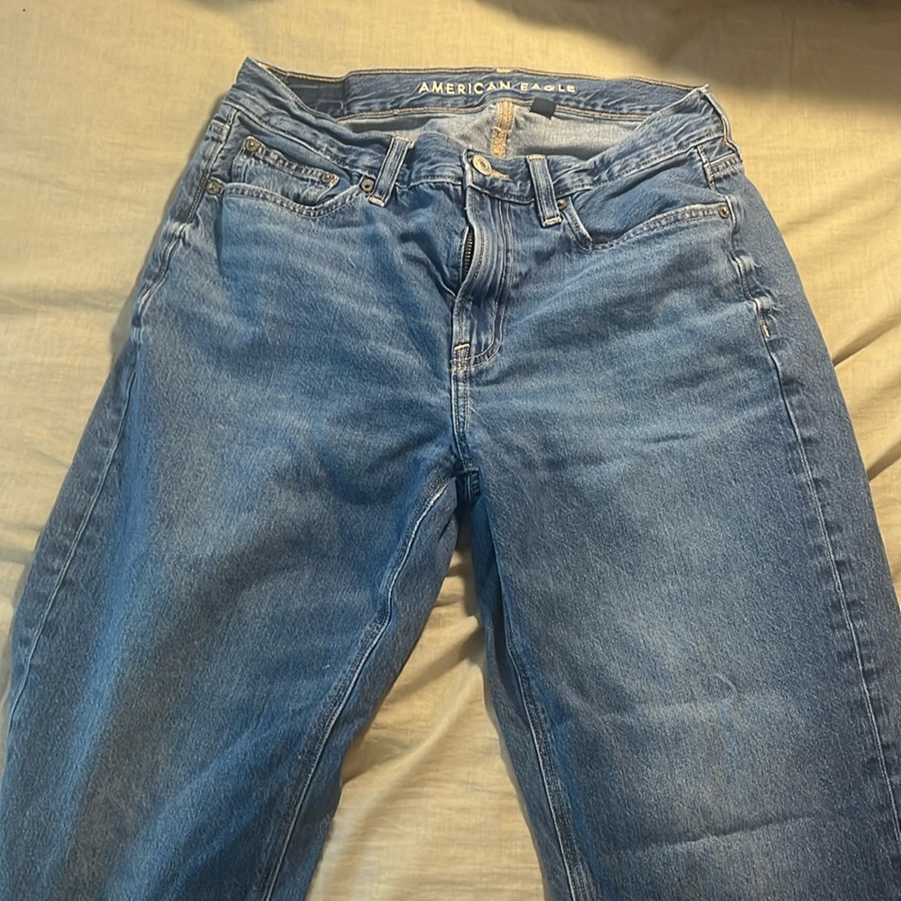 American eagle straight leg dark wash jeans